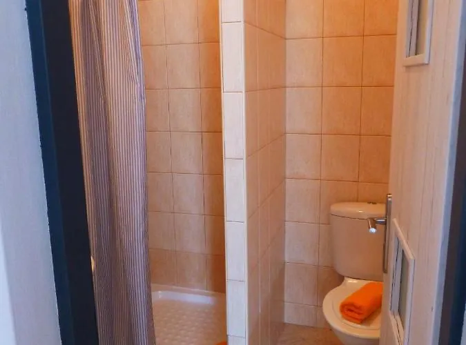 Na Frantsachte Δωμάτια σε οικογενειακή κατοικία Banská Štiavnica