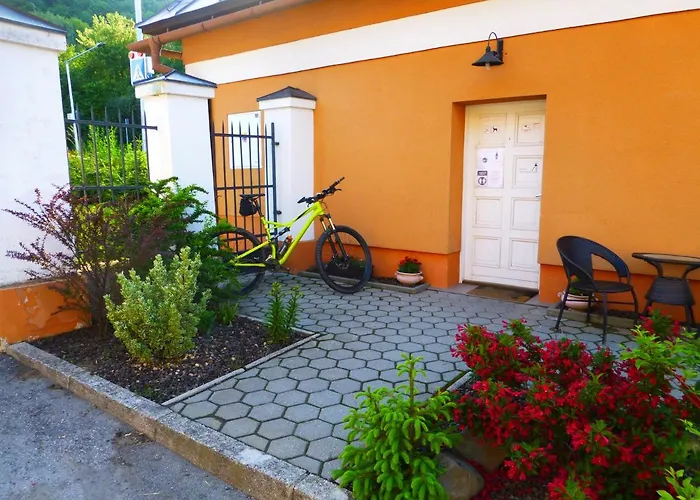 Δωμάτια σε οικογενειακή κατοικία Na Frantsachte