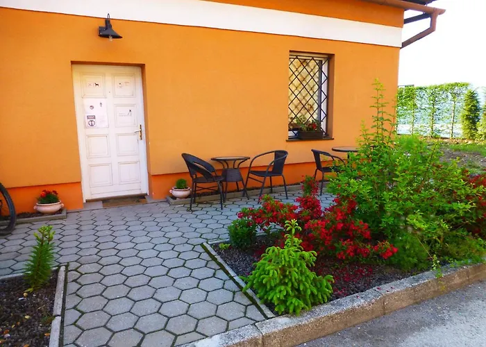 Δωμάτια σε οικογενειακή κατοικία Na Frantsachte *